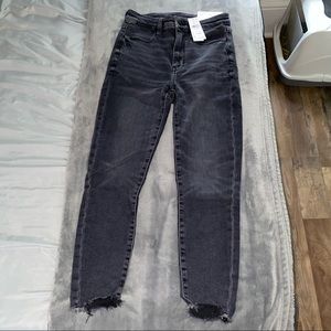 NWT AE Super Hi-Rise Jegging SIZE 2 X-SHORT